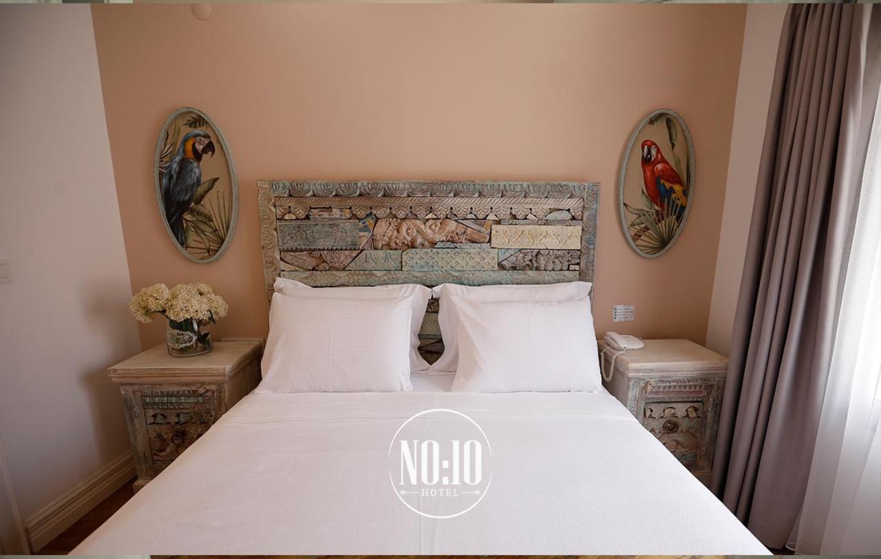 No 10 Hotel Селчук Екстериор снимка