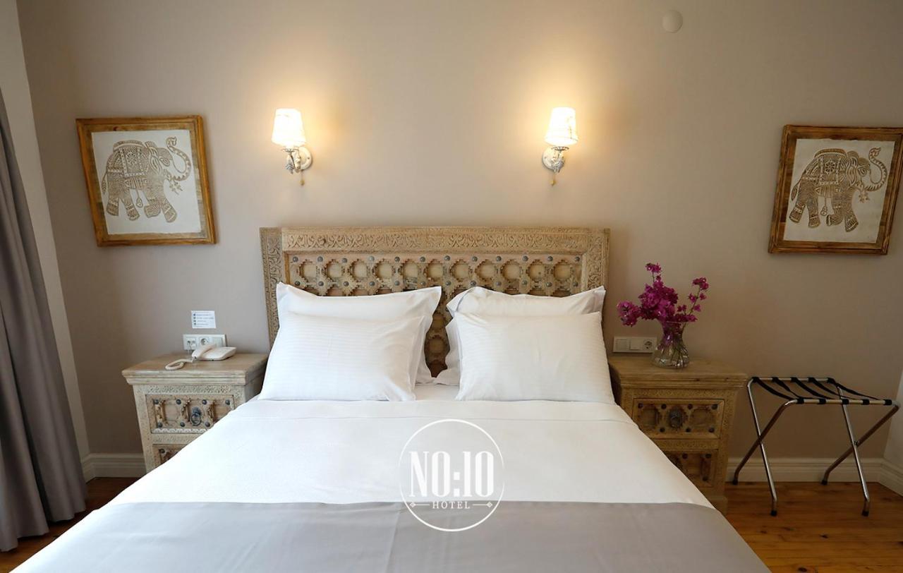 No 10 Hotel Селчук Екстериор снимка