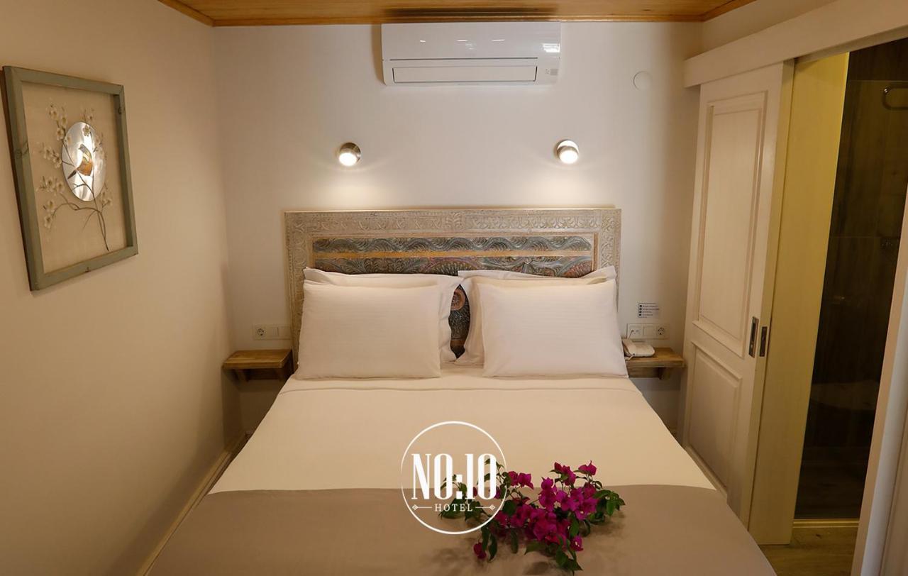 No 10 Hotel Селчук Екстериор снимка